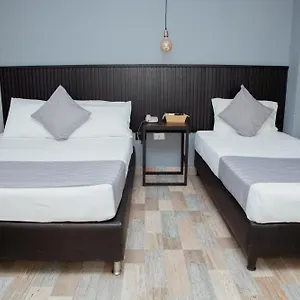 https://palmas-del-estadio.colombiamedellinhotels.com